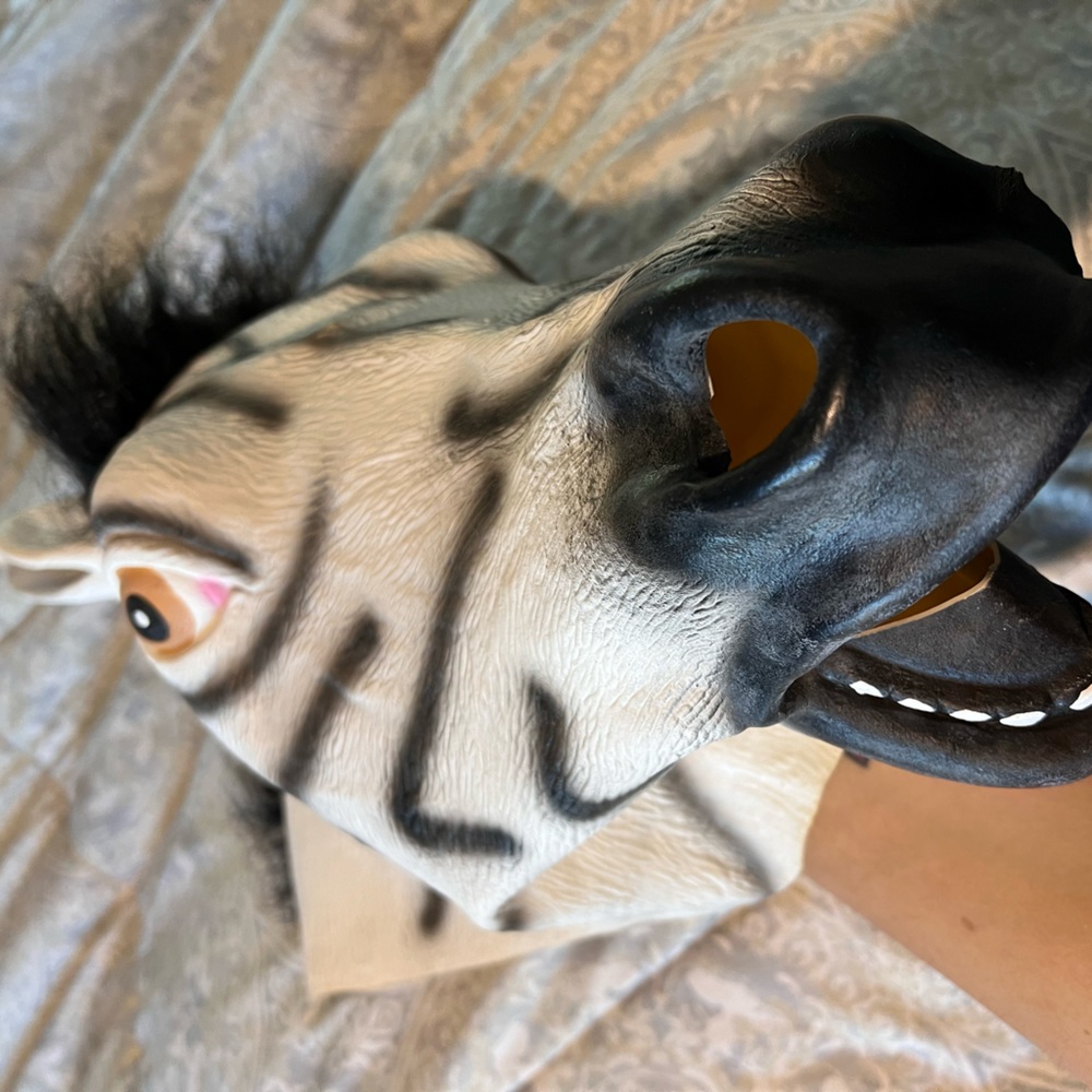 Zebra Mask - Picture 2 of 3